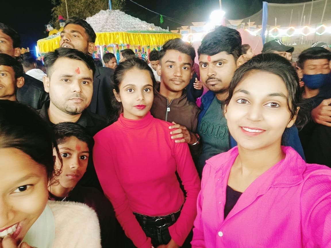 मनिहारी गंगा घाट पर माघी पूर्णिमा महायज्ञ में उमड़ी श्रद्धालुओं की भीड़