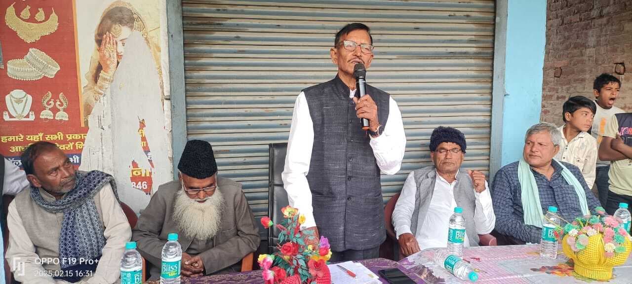 चौपाल लगाकर विधायक ने सुनी लोगों की समस्या