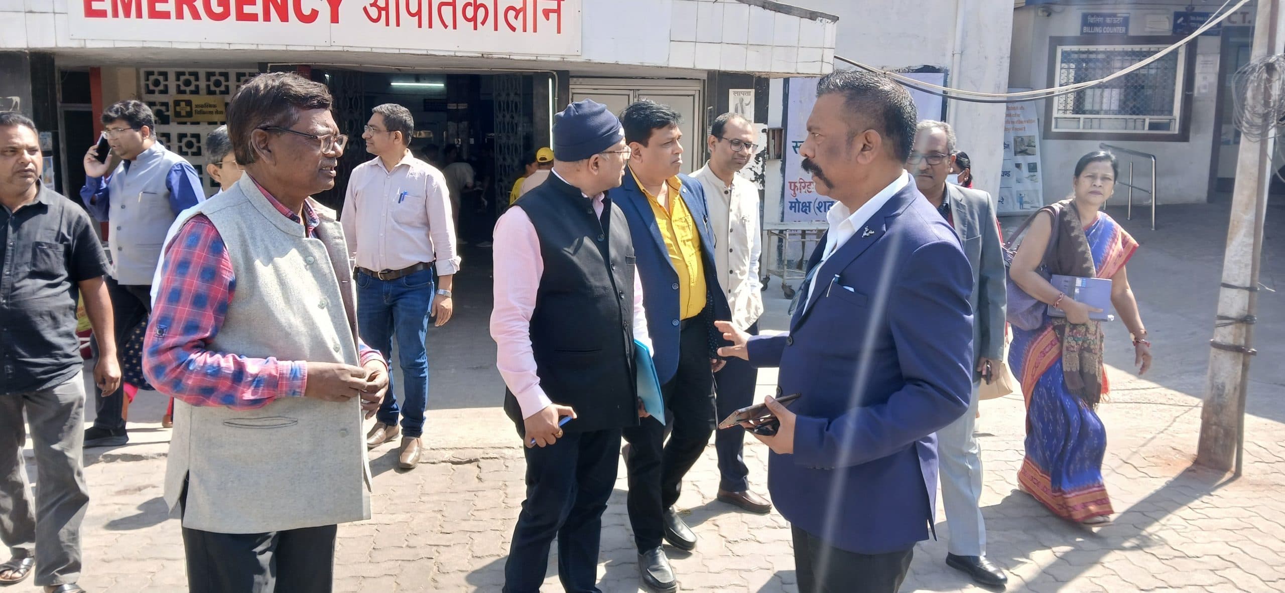 Jamshedpur news. अस्पताल में कुछ भी ऑर्गनाइज तरीके से नहीं