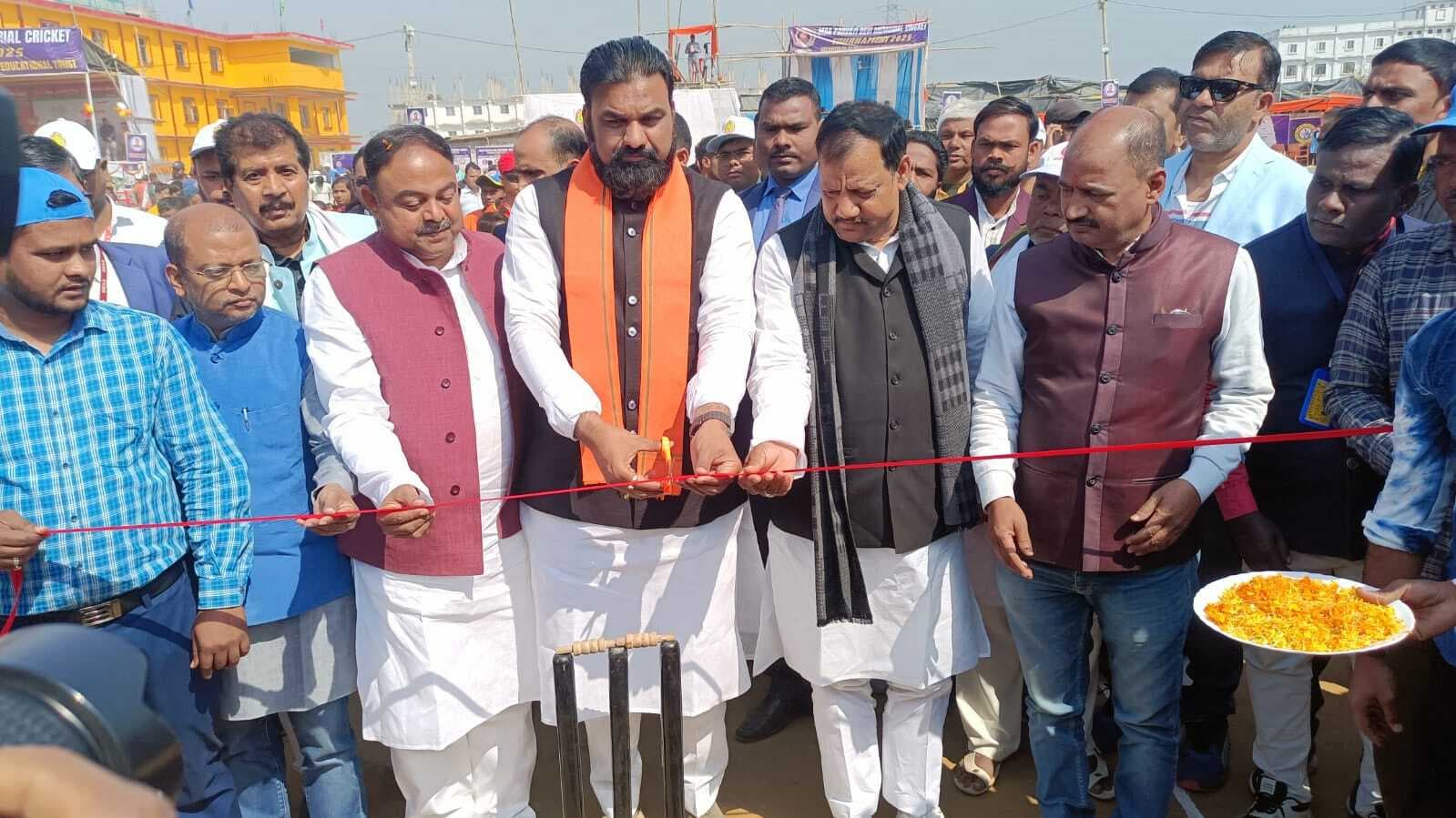 मां पार्वती देवी मेमोरियल क्रिकेट टूर्नामेंट में बिहार 11 व डब्लू 11 की टीम विजयी