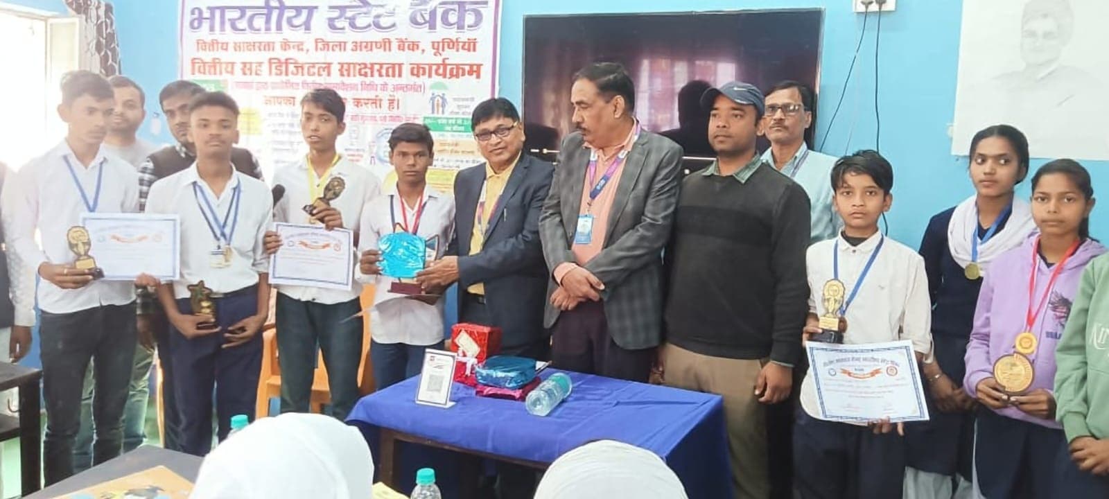 डिजिटल साक्षरता कार्यक्रम में बच्चों को किया जागरूक