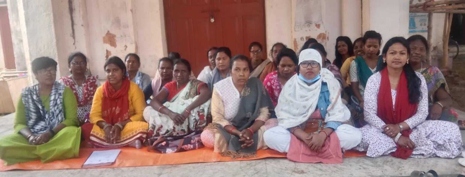 अनुबंध कर्मचारी संघ ने की समस्याओं पर चर्चा