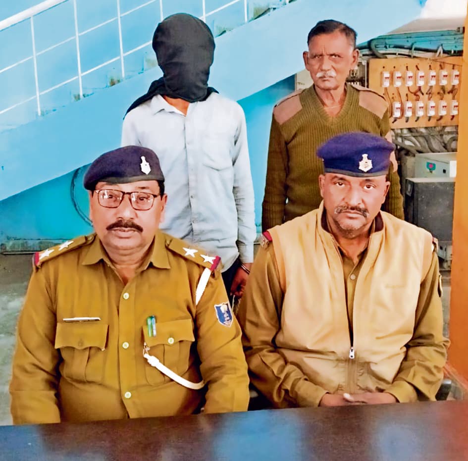 Gaya News : कट्टा और तीन कारतूस के साथ युवक गिरफ्तार