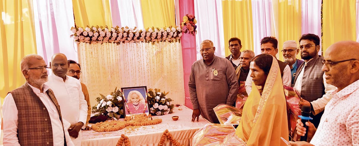 Gaya News : नक्सलियों के गढ़ में बच्चों को बेहतर शिक्षा के प्रति अग्रसर करना बड़ी बात : चौधरी