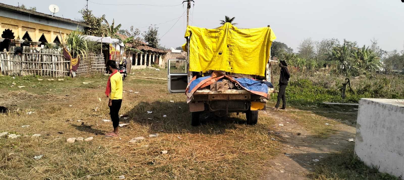 Madhubani News : आइडीए के अधिकारी ने मिट्टी जांच की