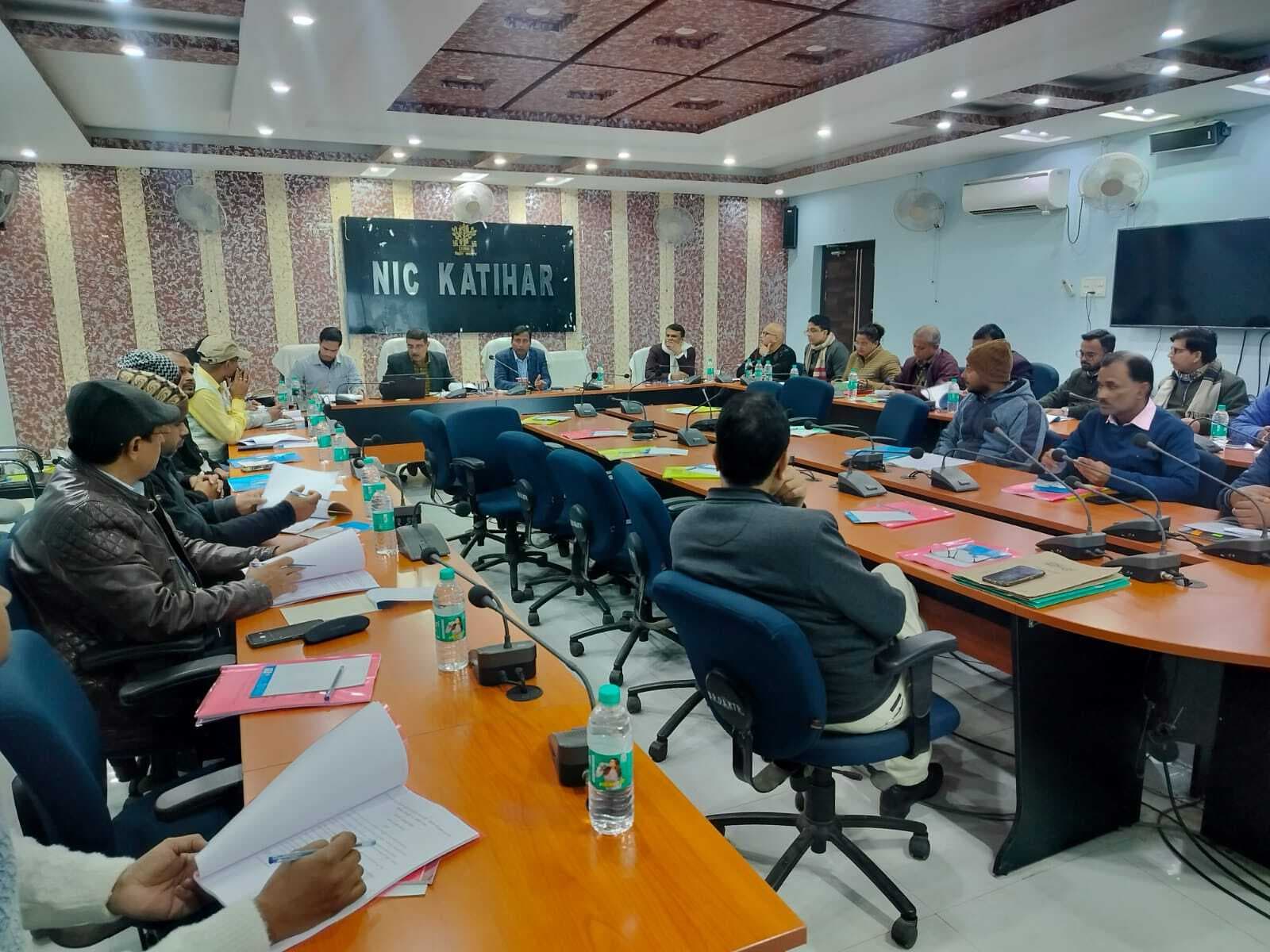 वार्षिक साख योजना में कटिहार की स्थिति चिंताजनक, प्रगति बढ़ाने का दिया गया निर्देश