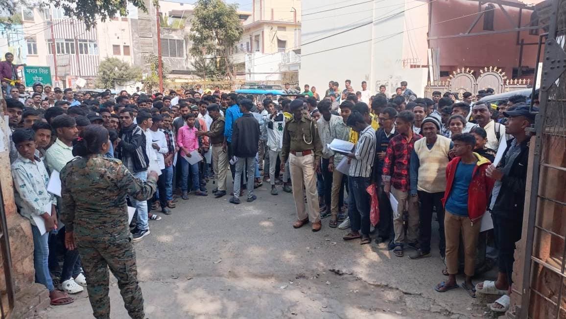 24 केंद्रों पर मैट्रिक परीक्षा आरंभ, पहले दिन 555 परीक्षार्थी रहे अनुपस्थित