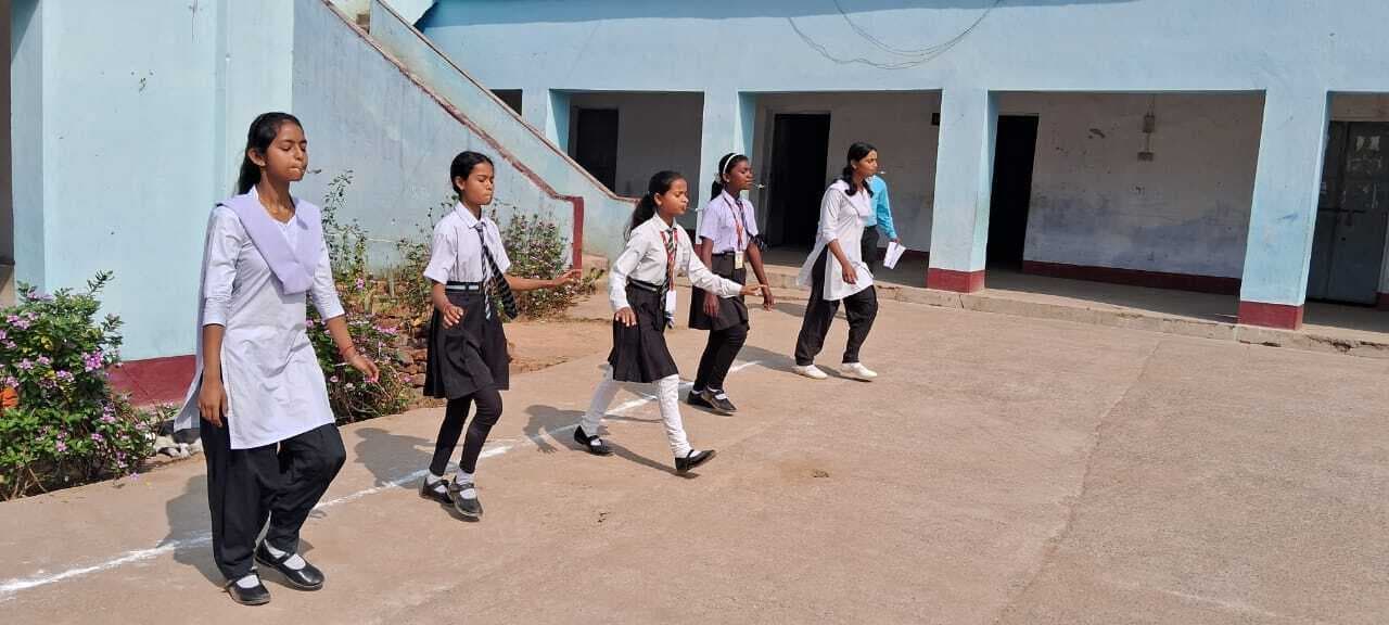 खेलकूद प्रतियोगिता में बच्चों ने बढ़-चढ़कर लिया हिस्सा