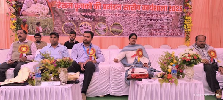 Giridih News :पंस की बैठक में छाया रहा आंगनबाड़ी व नल जल का मामला