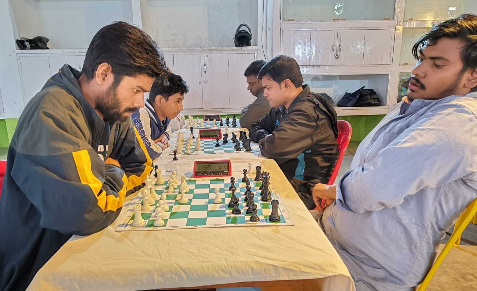 39वीं चाल में मंत्री फंसने पर स्वीकारी हार, अभिषेक सोनू बने उप विजेता