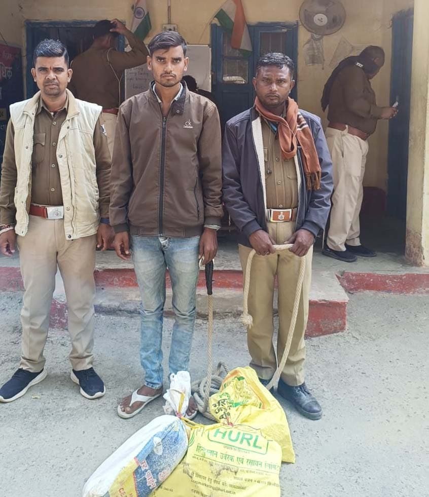 विदेशी शराब के साथ तस्कर गिरफ्तार