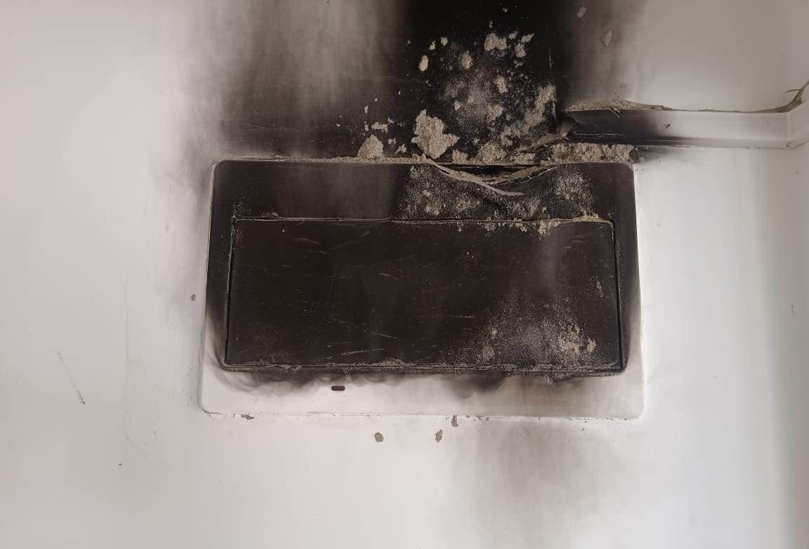 ट्रांसफॉर्मर में शॉर्ट-सर्किट से घरों में लगे विद्युत उपकरण जले