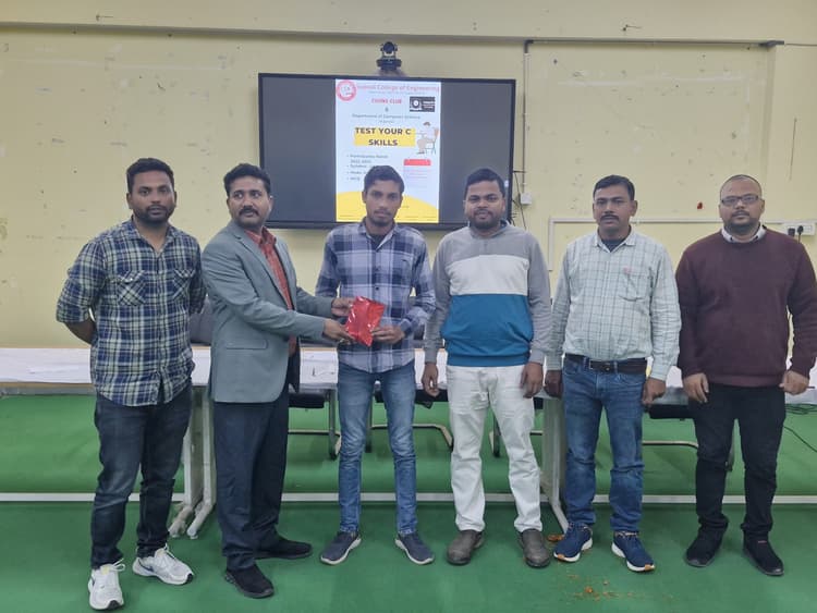 प्राचार्य ने प्रतिभागियों को विज्ञान व अनुसंधान में रूचि बढ़ाने के लिए किया प्रोत्साहित