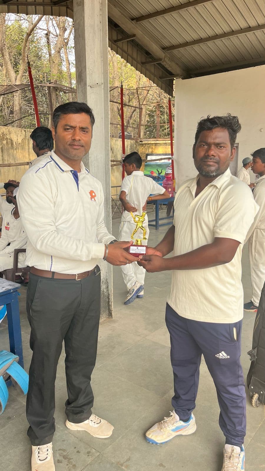 JSCA B DIVISION CRICKET LEAGUE:  जमशेदपुर ब्लूज ने विकास क्रिकेट क्लब को पांच विकेट से हराया