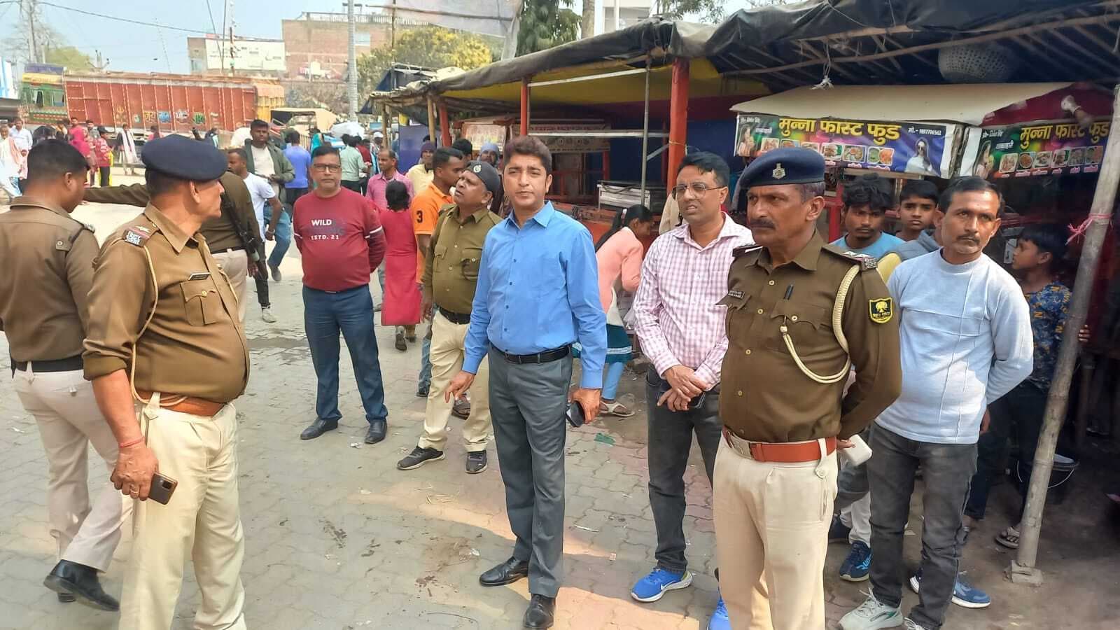 एसडीएम के नेतृत्व में नगर में चला अतिक्रमण मुक्त अभियान