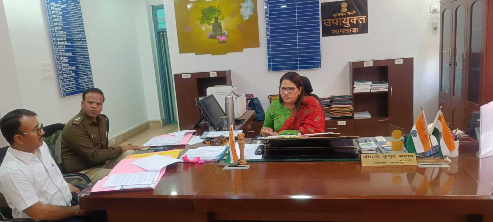 बालू व कोयला के अवैध खनन पर लगाएं रोक : डीसी