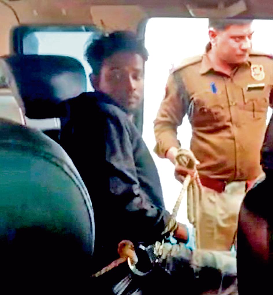 हरियाणा से सोना चोरी कर जमालपुर में छिपा युवक अरेस्ट