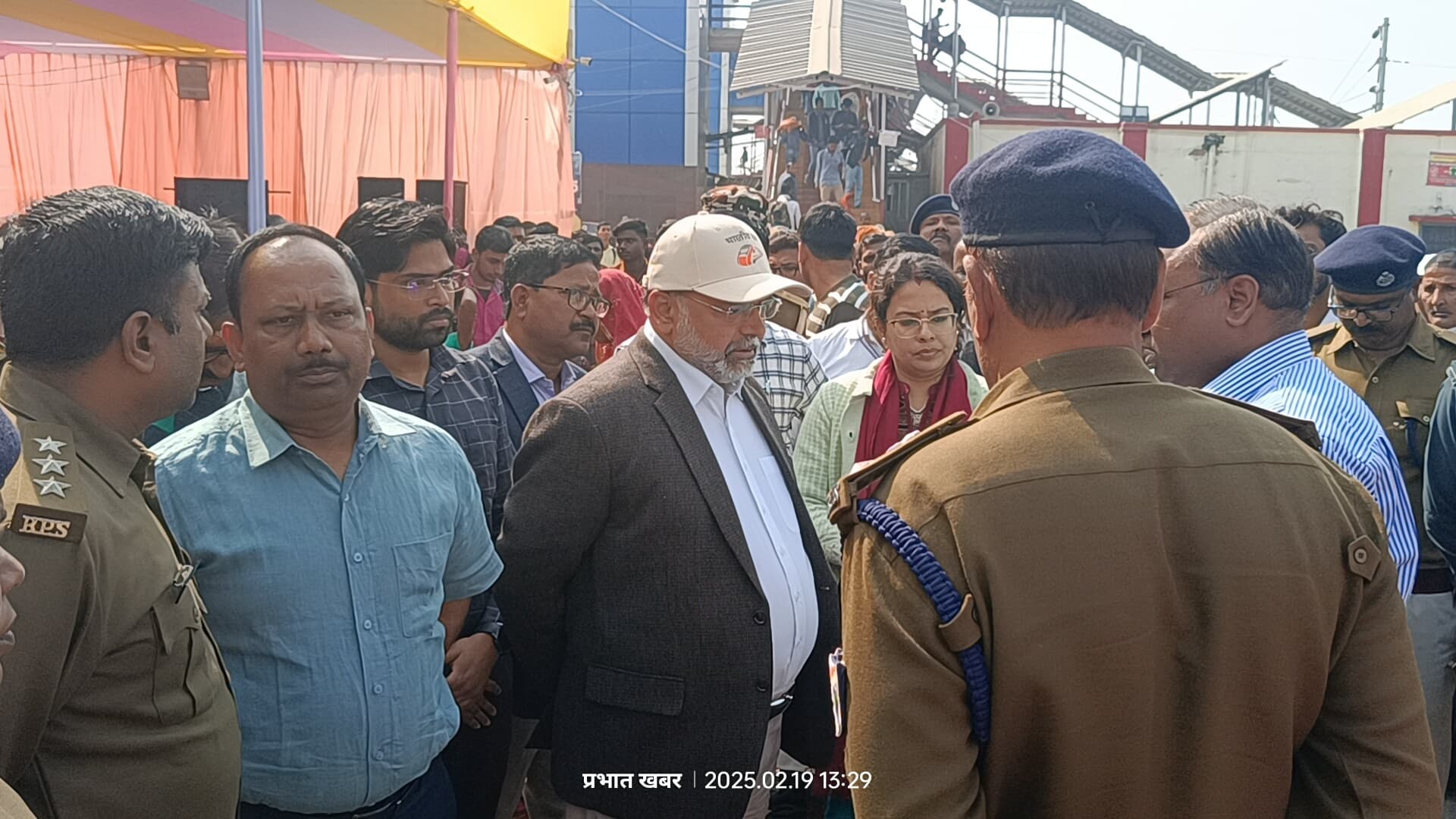 Madhubani News : समस्तीपुर मंडल रेल प्रबंधक ने जयनगर रेलवे स्टेशन का किया निरीक्षण