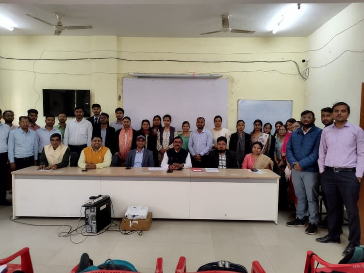 Darbhanga News: किसानों के यहां ग्राउंड लेवल पर भी नवनियुक्त अधिकारियों को दें प्रशिक्षण