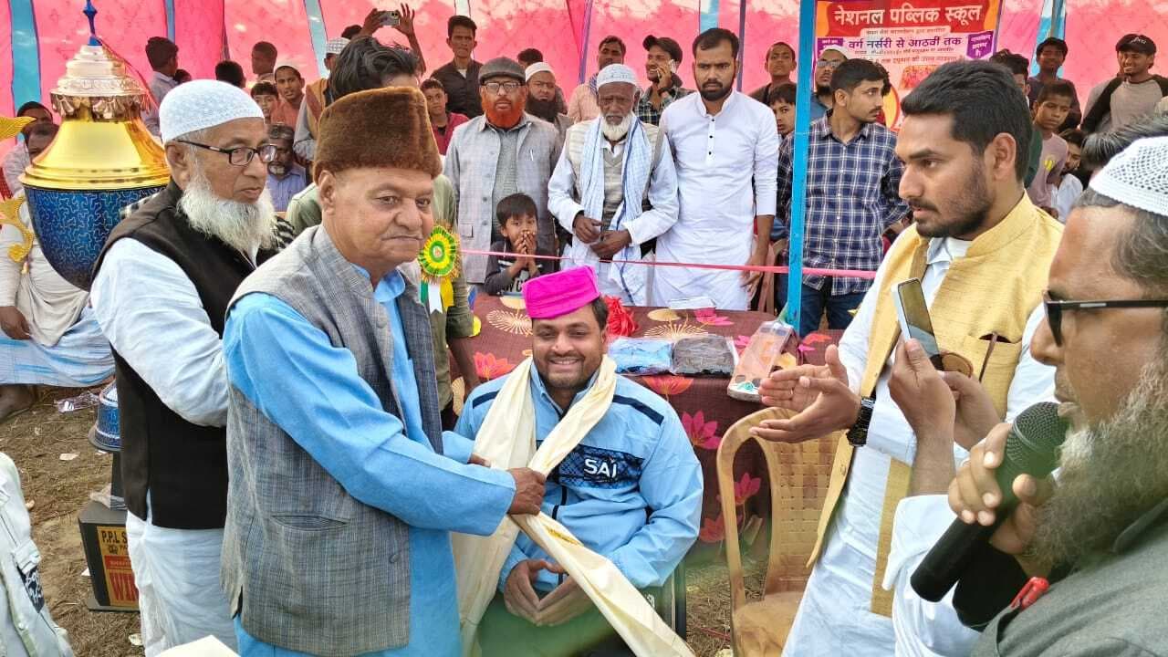 Madhubani News : फाइनल मैच में रशीद ऐलेवन दमला की टीम विजयी