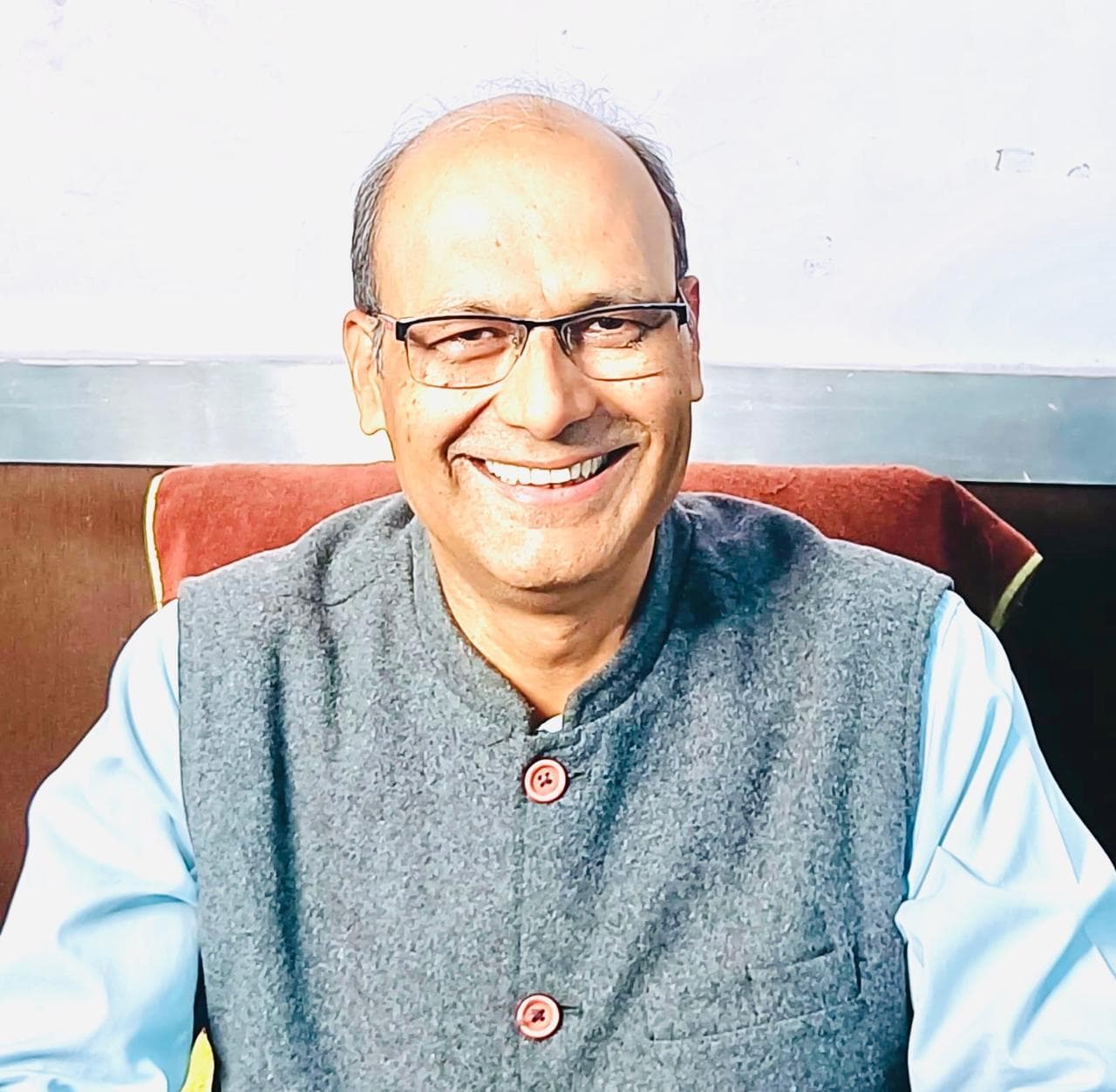 Madhubani News : डॉ. बीरबल झा को मिलेगा अंग्रेजी साहित्य रत्न पुरस्कार