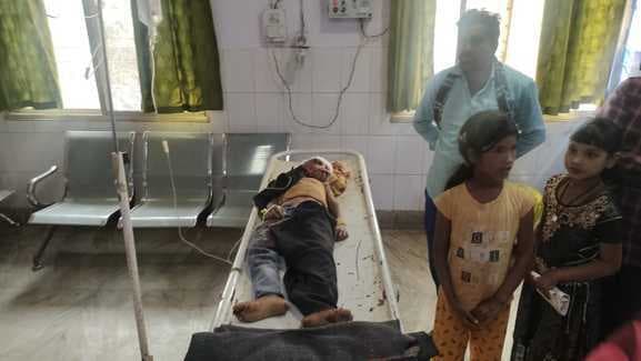 नशे में धुत्त बाइक सवार ने बालक को मार कर किया जख्मी, भागलपुर रेफर