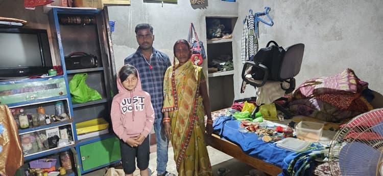 Giridih News :कुंभ नहाने गये थे दंपती, घर में हो गयी चोरी