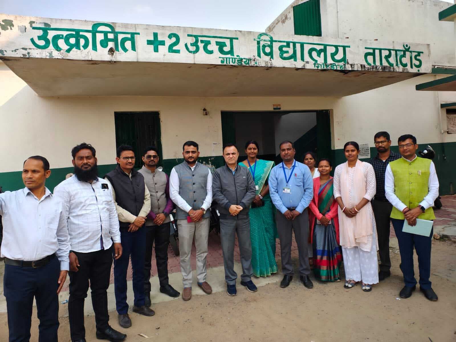 Giridih News :जेइपीसी की टीम ने किया उत्क्रमित प्लस टू उवि ताराटांड़ का निरीक्षण