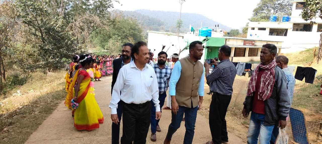 East Singhbhum news : नशा मुक्ति से ही गांव या व्यक्ति की प्रगति शुरू होती है : जॉय सक्सेना