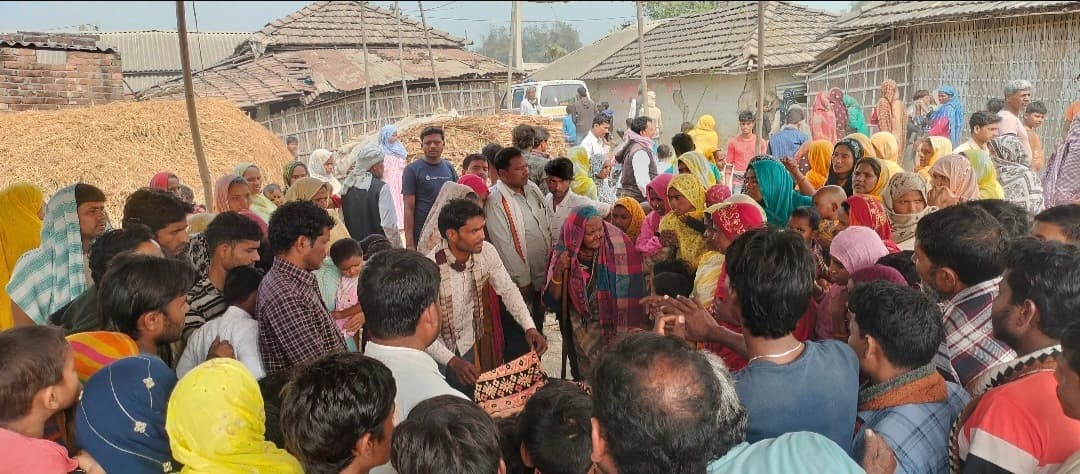 एक साथ मां-बेटा का निकला जनाजा, रो पड़ा भरसिया गांव