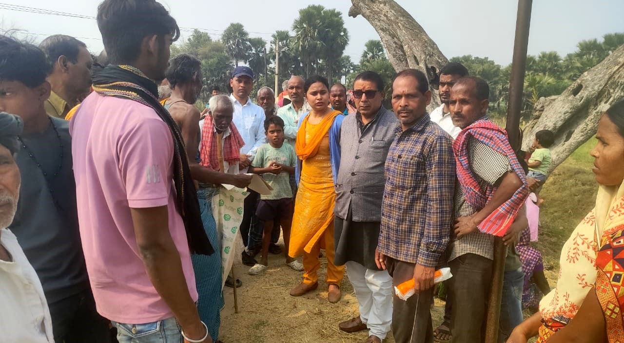 पावर सब स्टेशन निर्माण के लिए रैयतों से की बात