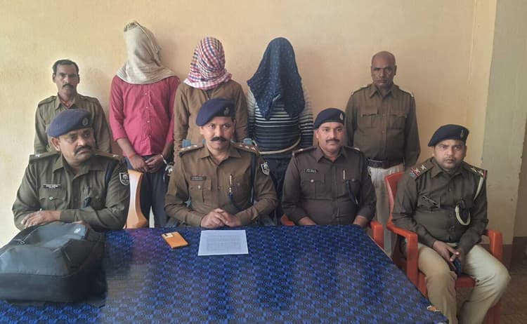 लोटस-360 कंपनी का वेबसाइट बनाकर ऑनलाइन सट्टेबाजी करानेवाले तीन शातिर गिरफ्तार