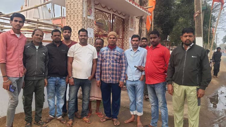 कठौन शिवमंदिर में चोरों ने दानपेटी किया खाली