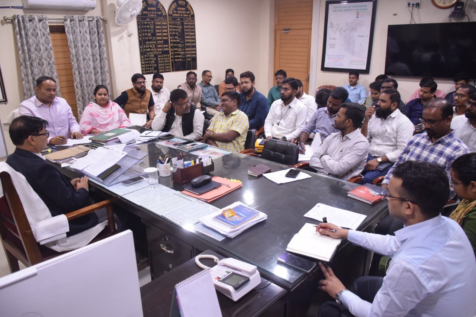 Dhanbad News: शहर में बनेंगी छह नयी जलमीनारें, ड्राई जोन में बिछाई जायेगी पाइप लाइन