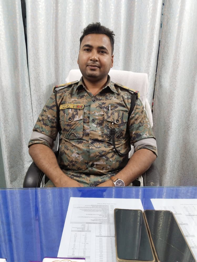 सौरबाजार व बैजनाथपुर में थानाध्यक्ष ने लिया योगदान