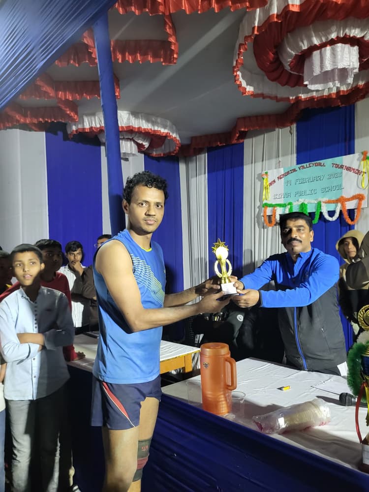 वॉलीबॉल टूर्नामेंट में सिमना पब्लिक स्कूल बना विजेता