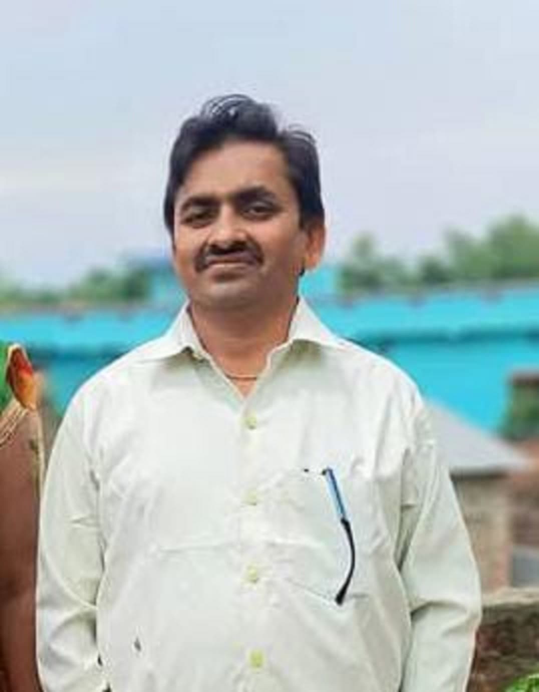 दो बाइकों की टक्कर में एक की मौत, दो घायल, एक रेफर