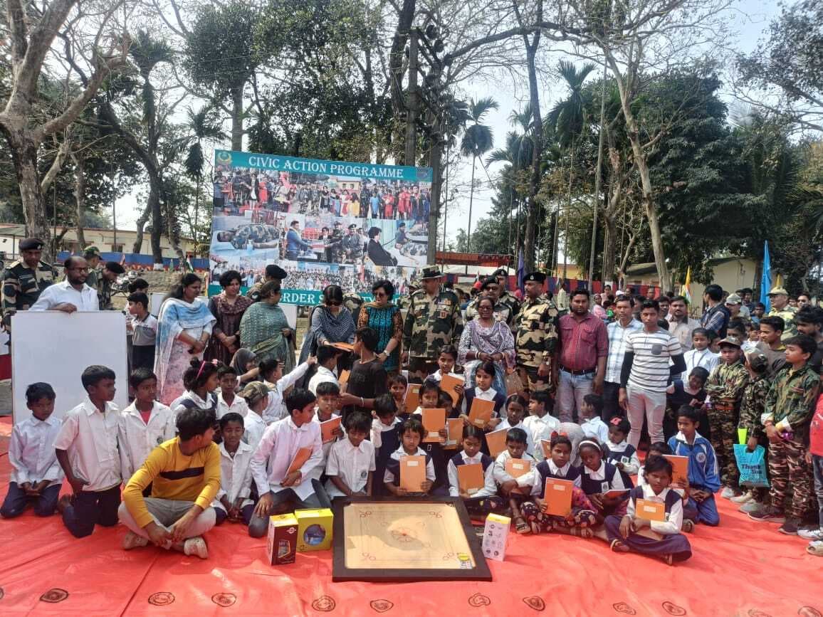 बीएसएफ ने भारत - बांग्लादेश सीमा पर सिविक एक्शन प्रोग्राम का किया  आयोजन