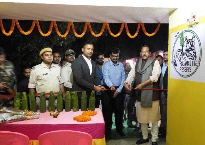 युवाओं के जीवन में सकारात्मक बदलाव जरूरी: मंत्री