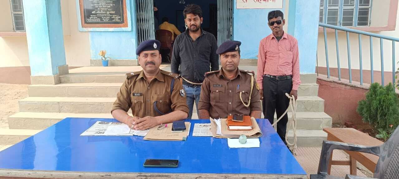 फरार आरोपित को पुलिस ने किया गिरफ्तार