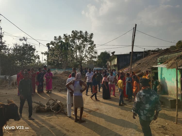 सारठ : कुएं में मिला महिला का शव