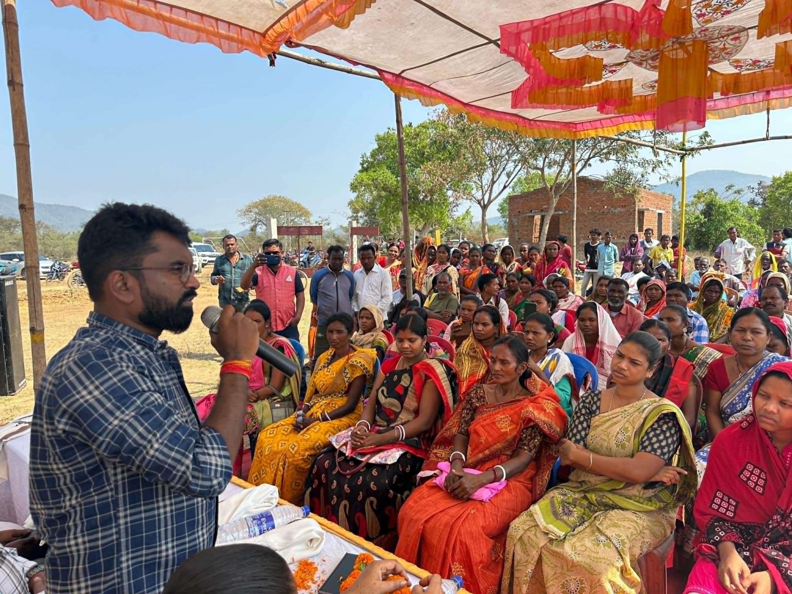 East Singhbhum News : विकास में मील का पत्थर साबित होगी कृषक पाठशाला : संजीव