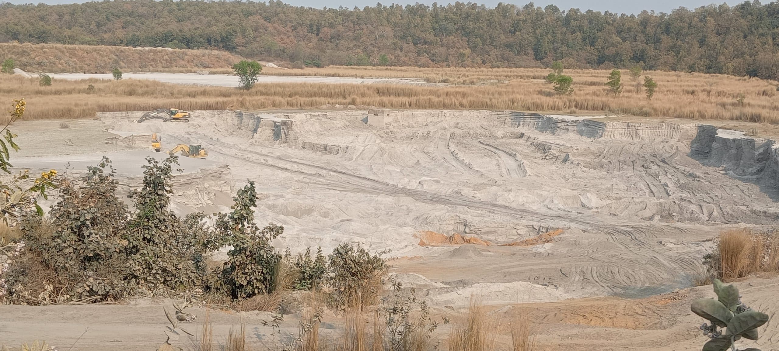 Bokaro News : पांच दिनों से छाई की ढुलाई बंद, बढ़ी परेशानी