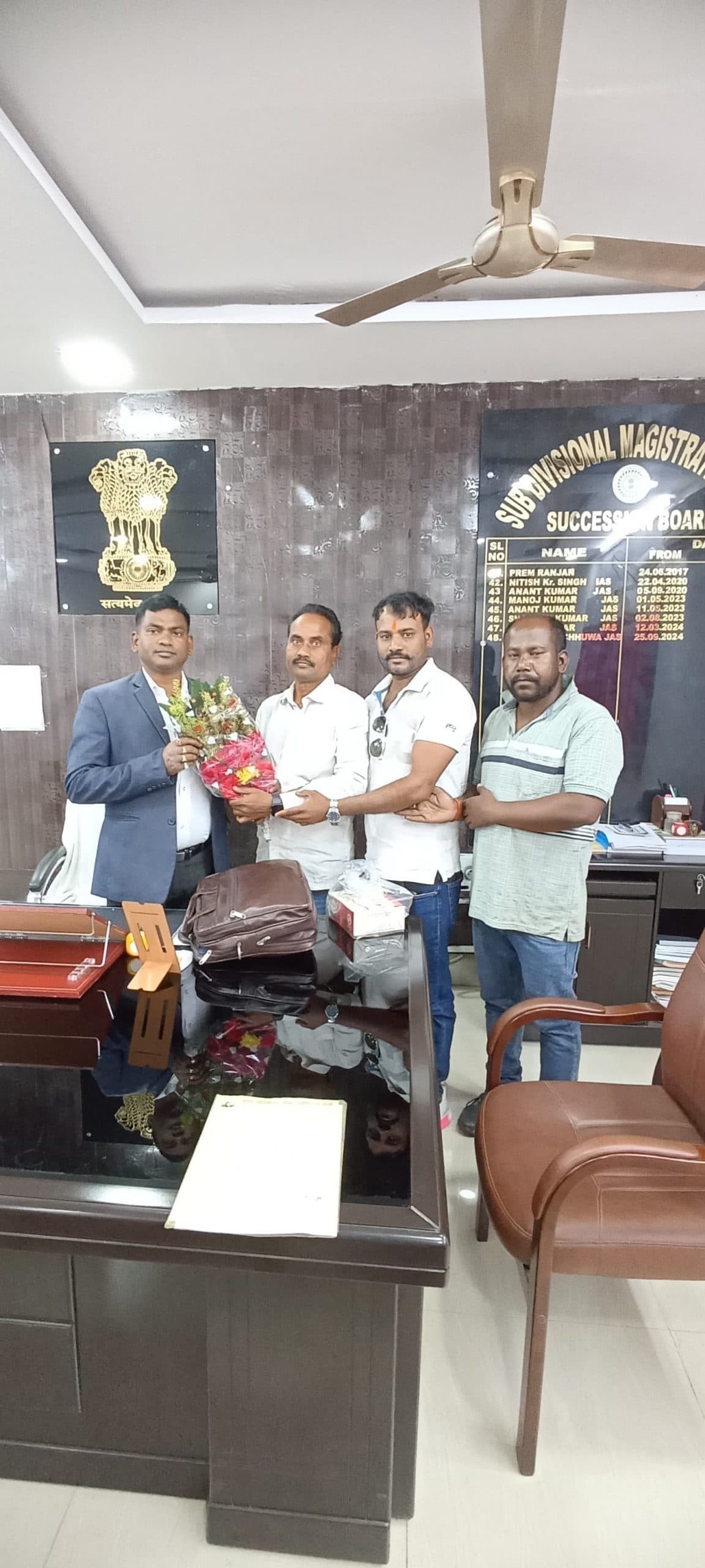 Bokaro News : एसोसिएशन ने दी कोयला ट्रांसपोर्टिंग रोकने की चेतावनी