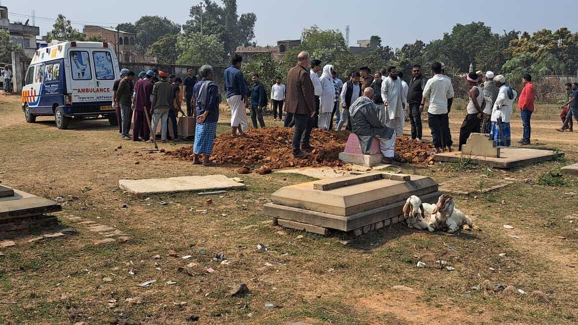 आस्ट्रेलियाई नागरिक को मुंगेर स्थित चुरंबा इसाई कब्रिस्तान में किया दफन