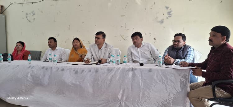 पंसस की बैठक में छाया रहा नलजल व राशन कार्ड का मुद्दा