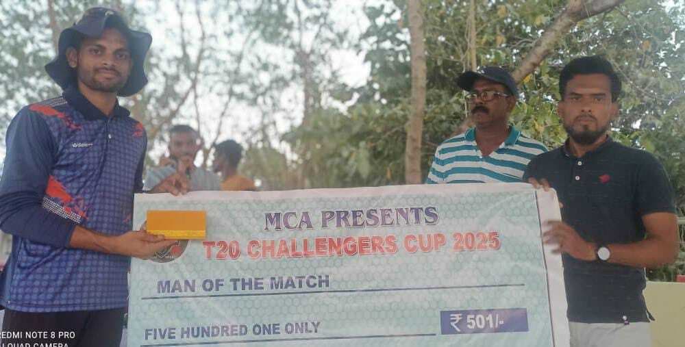 नॉकआउट क्रिकेट मैच में बोकारो की टीम हुई विजयी