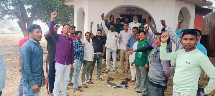 झामुमो के कुंडहित पंचायत अध्यक्ष बने राखो हेंब्रम