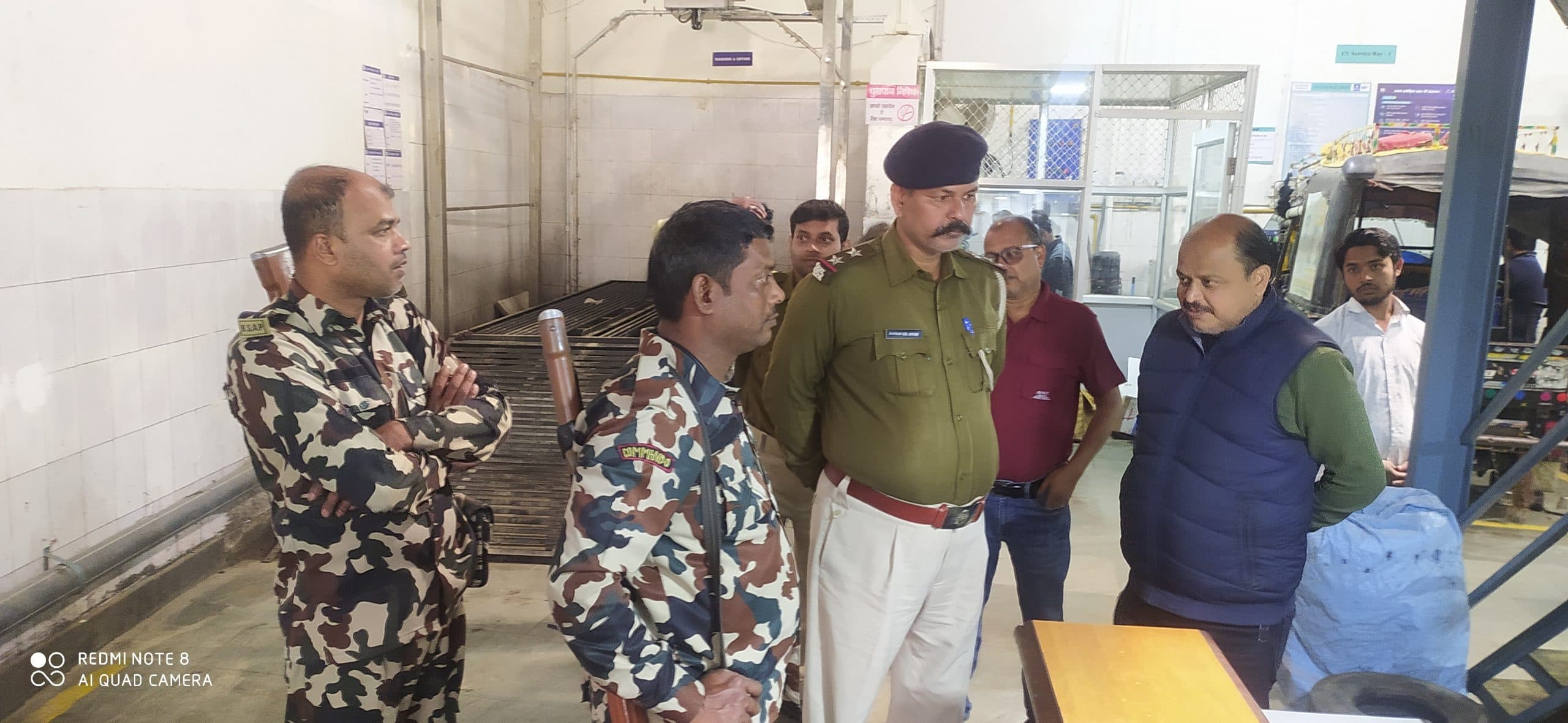 वर्कशॉप से एक लाख के स्पेयर पार्ट्स की चोरी