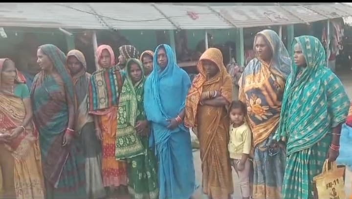 तीन माह से नहीं दिया राशन, लाभुकों में नाराजगी
